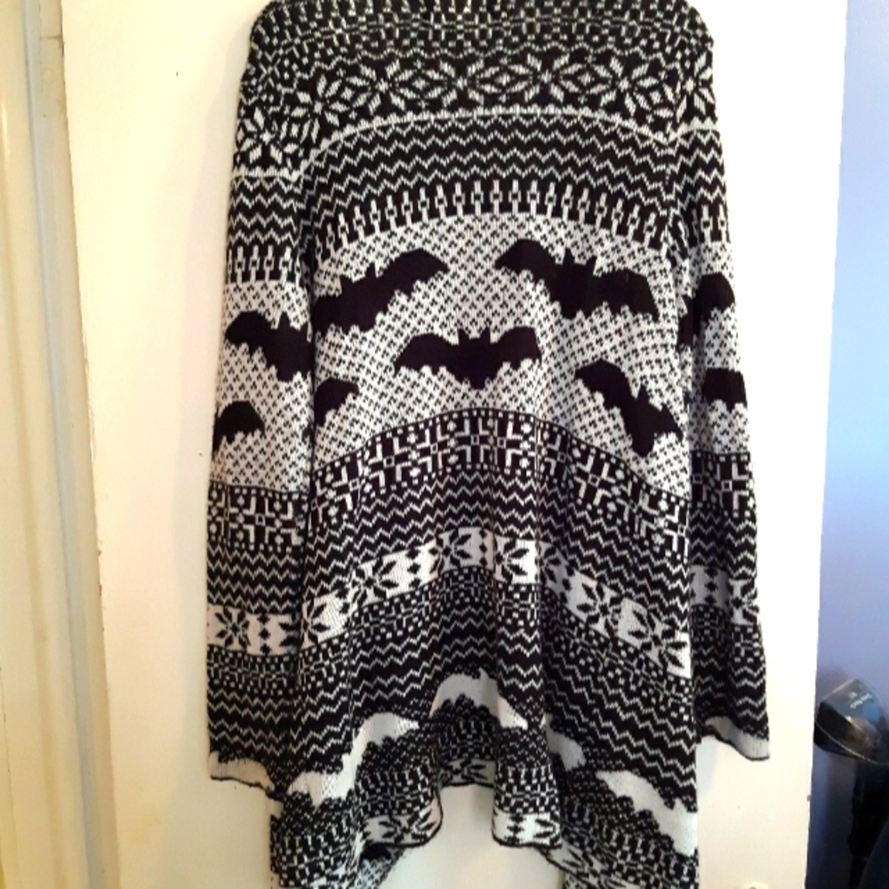 Iron Fist Bat Royalty sweater Large